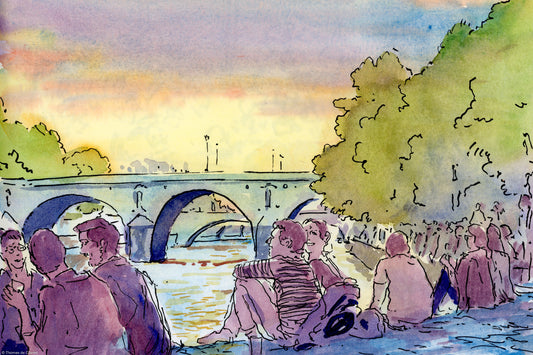 Apéritif entre amis sur les quais de Seine